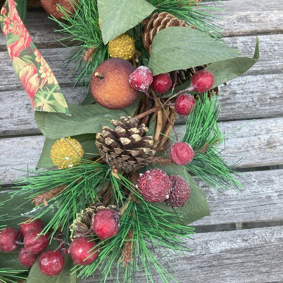 Wreath - Fall Winter Holiday Wreath - Picture 3 of 7